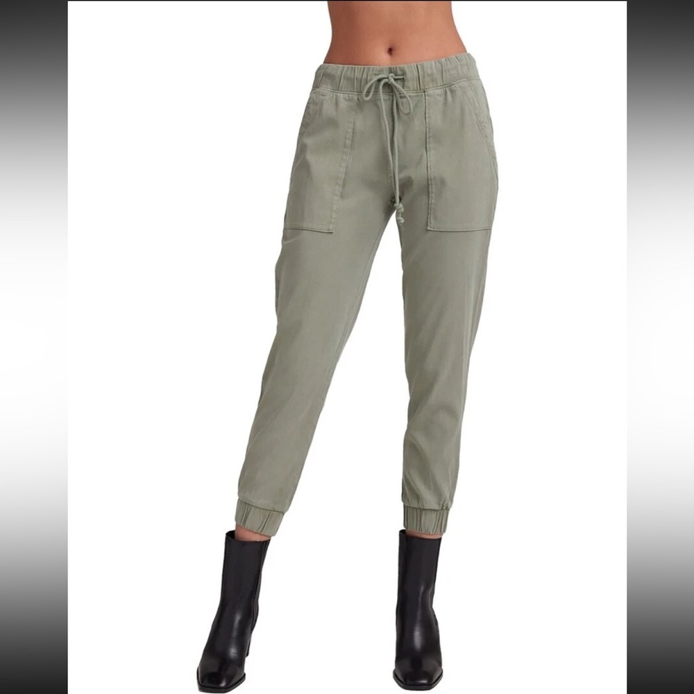Bella Dahl Sage Green Jogger Pants with Pockets